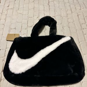 NEW Nike Sportswear Faux Fur Tote (10L)